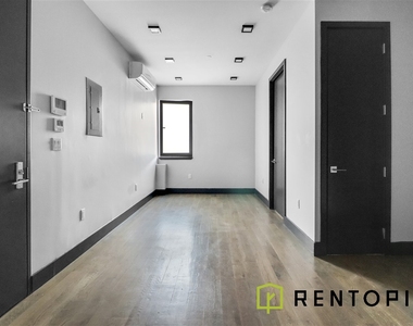 475 Grand Street - Photo Thumbnail 2