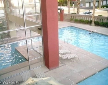 31 Agate Avenue - Photo Thumbnail 9