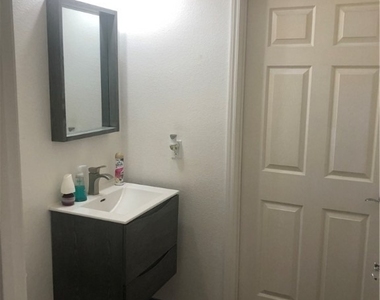 31 Agate Avenue - Photo Thumbnail 28