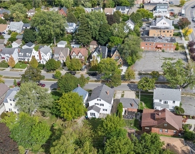 80 Capen Boulevard - Photo Thumbnail 35