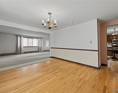 80 Capen Boulevard - Photo Thumbnail 12