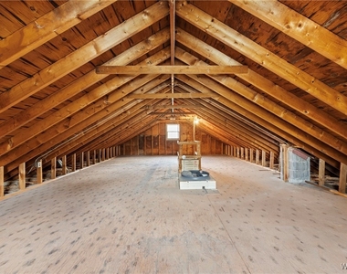 80 Capen Boulevard - Photo Thumbnail 28