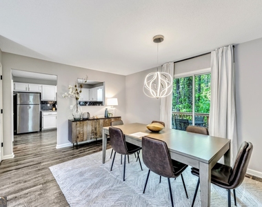 4210 Lakes End Drive Nw - Photo Thumbnail 9