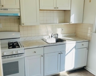 60 Dekalb Pl - Photo Thumbnail 1