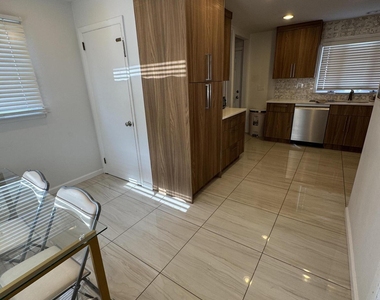 259 Garfield Avenue - Photo Thumbnail 3