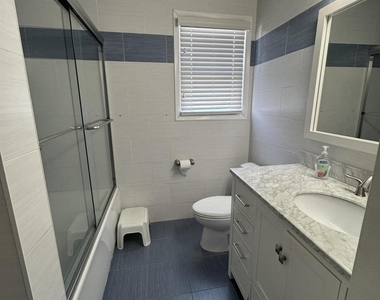 259 Garfield Avenue - Photo Thumbnail 13