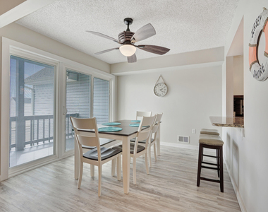 42 Hamilton Avenue - Photo Thumbnail 6
