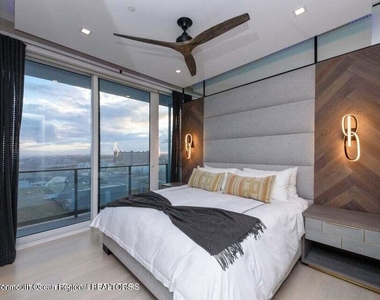 1101 Ocean Avenue N - Photo Thumbnail 16