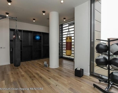 1101 Ocean Avenue N - Photo Thumbnail 47