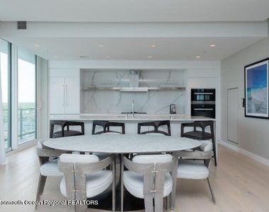 1101 Ocean Avenue N - Photo Thumbnail 11