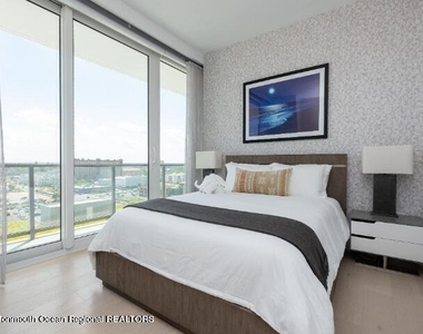 1101 Ocean Avenue N - Photo Thumbnail 21