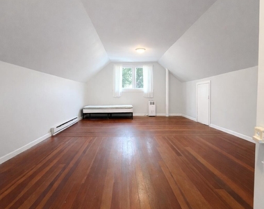 17 Wyckoff Street - Photo Thumbnail 7