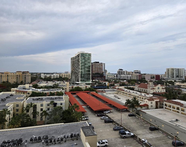 651 Okeechobee Boulevard - Photo Thumbnail 21