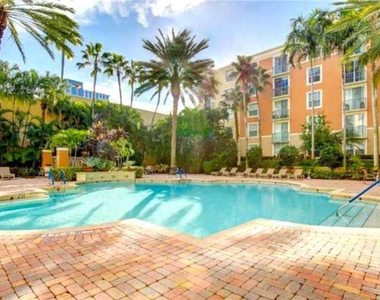 651 Okeechobee Boulevard - Photo Thumbnail 26