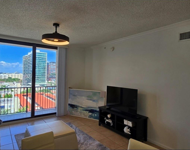 651 Okeechobee Boulevard - Photo Thumbnail 10