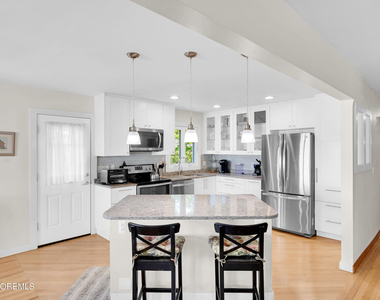 508 Crescent Parkway - Photo Thumbnail 9