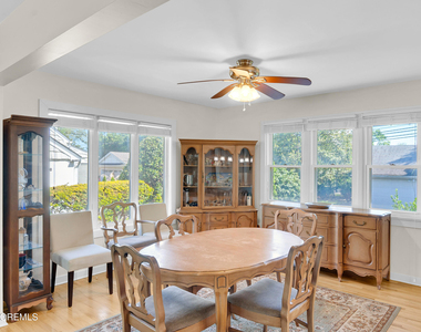 508 Crescent Parkway - Photo Thumbnail 13