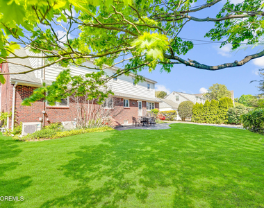 508 Crescent Parkway - Photo Thumbnail 26