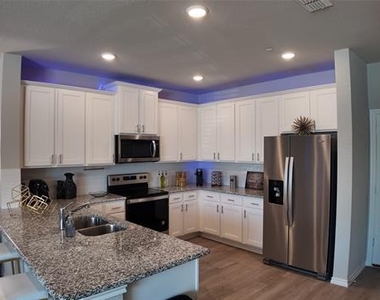 2944 Baneberry Lane - Photo Thumbnail 15