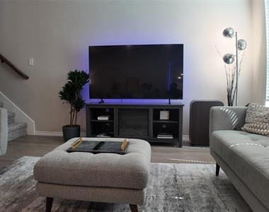 2944 Baneberry Lane - Photo Thumbnail 11