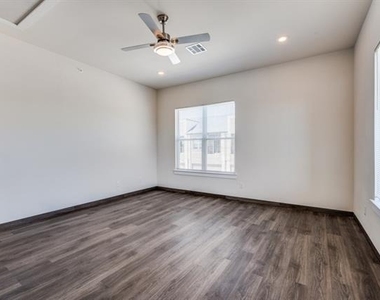 710 Benge Drive - Photo Thumbnail 6