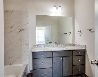 710 Benge Drive - Photo Thumbnail 8