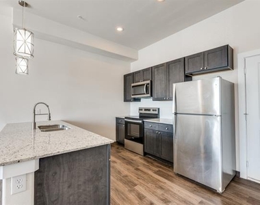710 Benge Drive - Photo Thumbnail 4