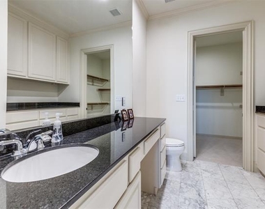 3535 Gillespie Street - Photo Thumbnail 16
