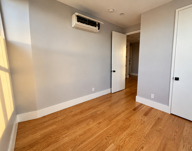 1522 St Johns Place - Photo Thumbnail 5