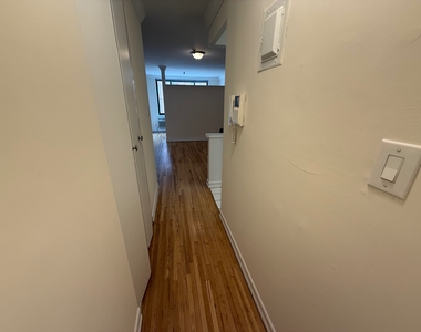 1570 First ave - Photo Thumbnail 9