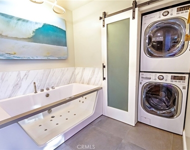 1753 Wilstone Avenue - Photo Thumbnail 20