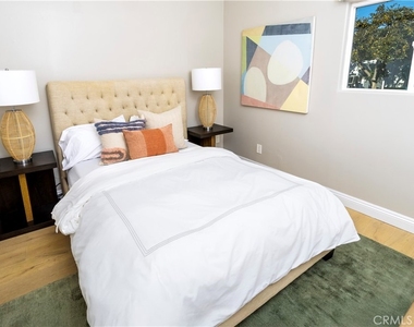1753 Wilstone Avenue - Photo Thumbnail 26