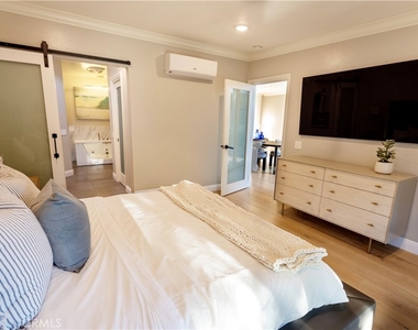 1753 Wilstone Avenue - Photo Thumbnail 16