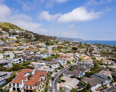 322 Emerald Bay - Photo Thumbnail 21