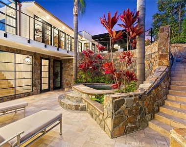 322 Emerald Bay - Photo Thumbnail 11