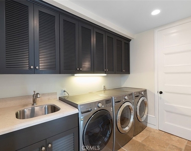322 Emerald Bay - Photo Thumbnail 25