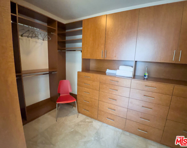 29282 Circle Drive - Photo Thumbnail 25