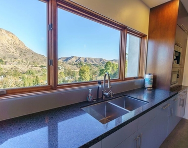 29282 Circle Drive - Photo Thumbnail 17