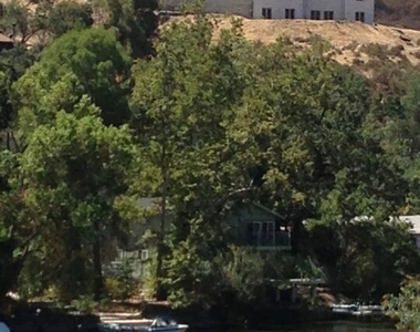 29282 Circle Drive - Photo Thumbnail 2
