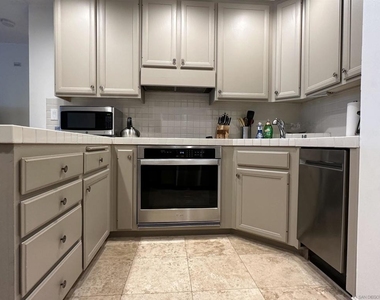 1562 Camino Del Mar - Photo Thumbnail 12