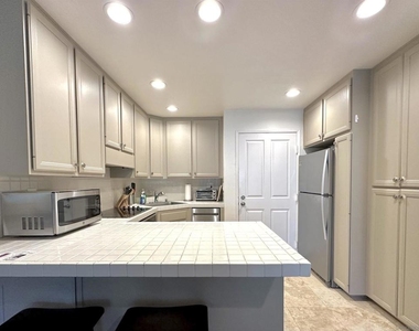 1562 Camino Del Mar - Photo Thumbnail 10