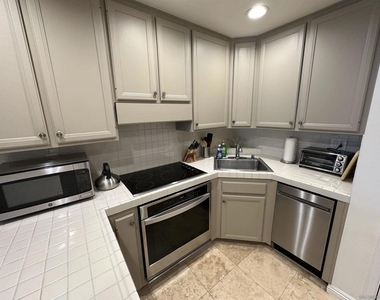 1562 Camino Del Mar - Photo Thumbnail 11