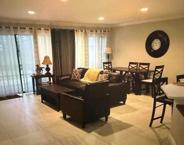 12725 Shoreline Drive - Photo Thumbnail 9