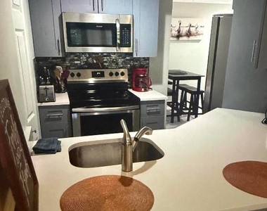 12725 Shoreline Drive - Photo Thumbnail 1