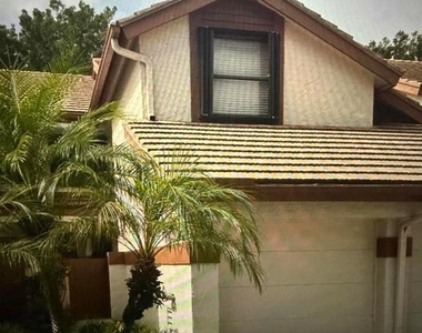 12725 Shoreline Drive - Photo Thumbnail 4