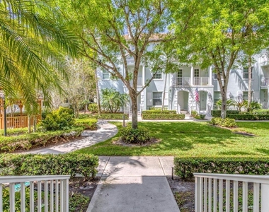 4320 Blowing Point Place - Photo Thumbnail 2