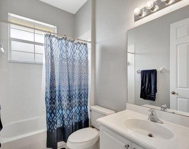 4320 Blowing Point Place - Photo Thumbnail 28