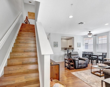 4320 Blowing Point Place - Photo Thumbnail 18