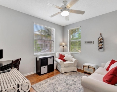 4320 Blowing Point Place - Photo Thumbnail 16