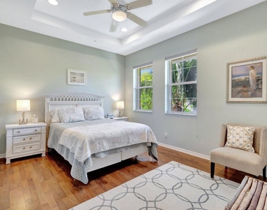 4320 Blowing Point Place - Photo Thumbnail 19